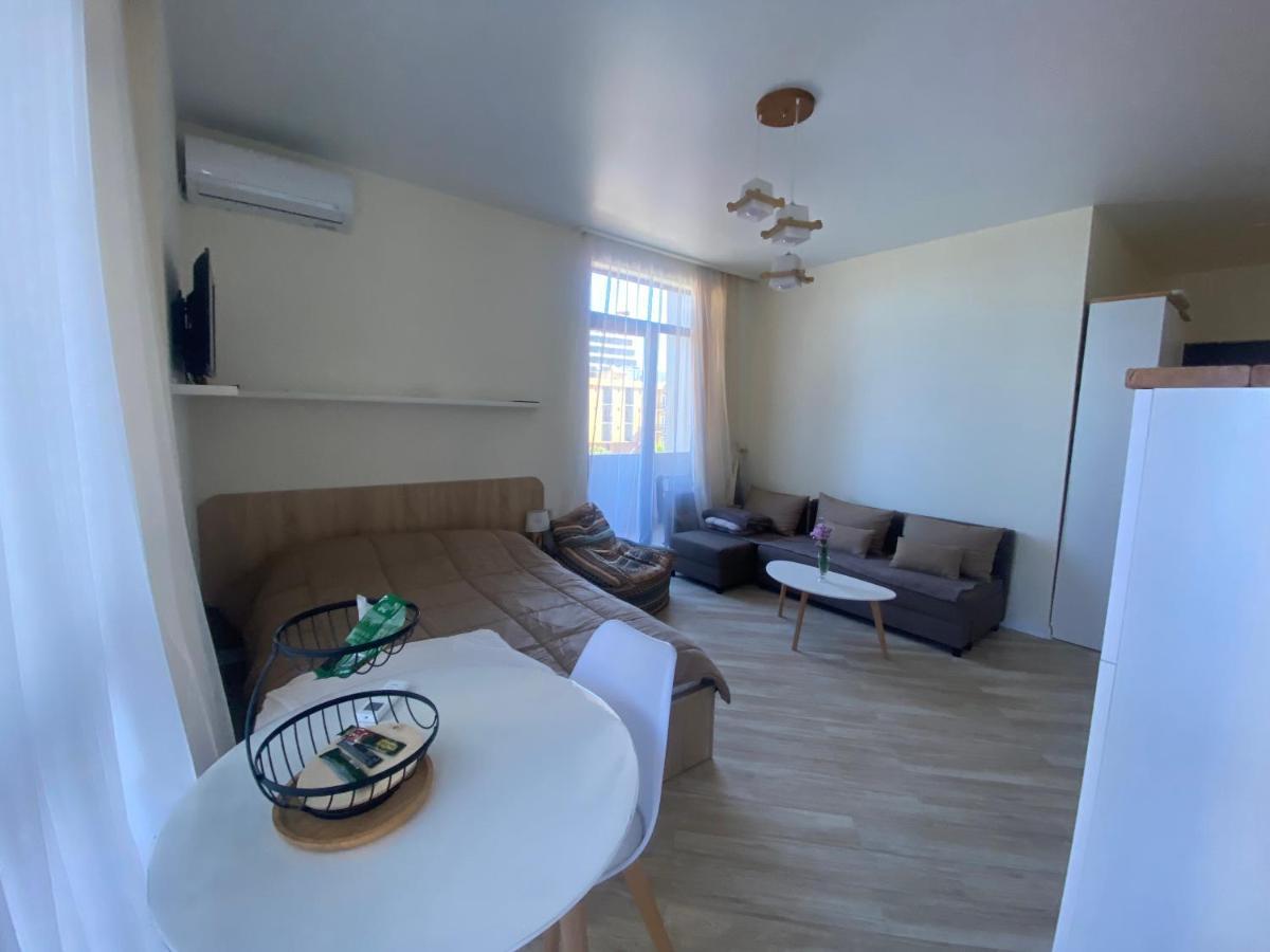 Cozy Studio In Family Inn Gonio Exterior photo